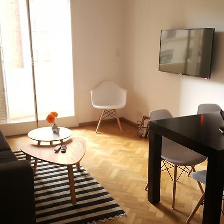 Apartamento Las Heras Buenos Aires Bagian luar foto
